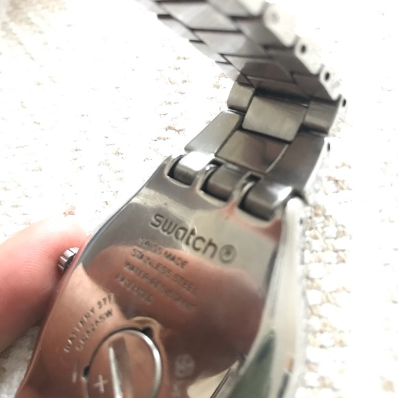 Swatch Men's watch silver color - Picture 4 of 5